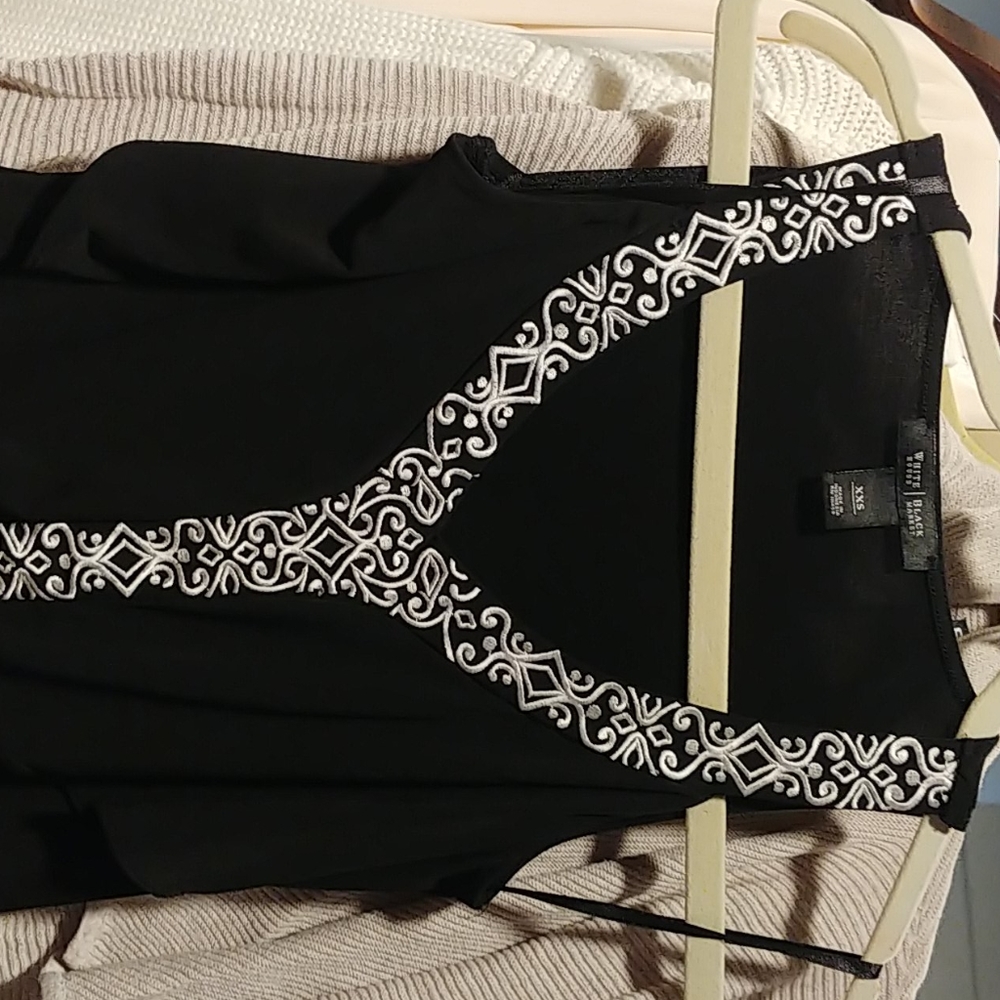 WHBM top